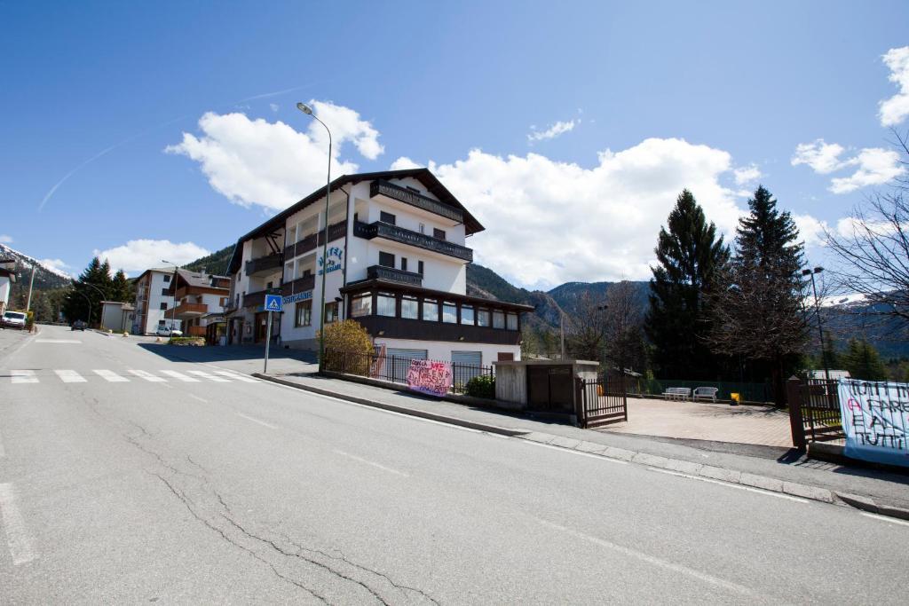 Hotel Migliorati Castione della Presolana Eksteriør bilde